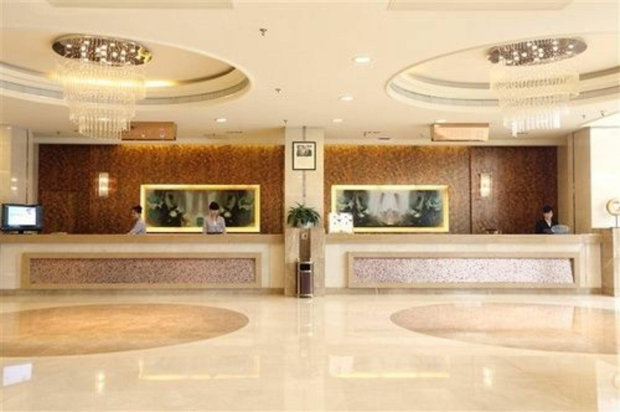 Qingdao Kuaitong International Hotel Kültér fotó